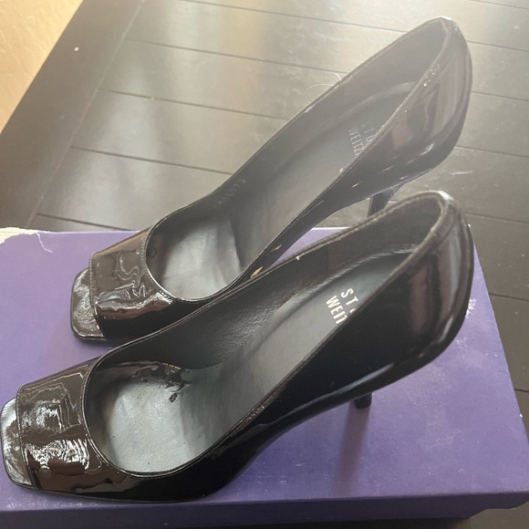 Black Patent Stuart Weizman Heels Size 6 - Picture 3 of 9